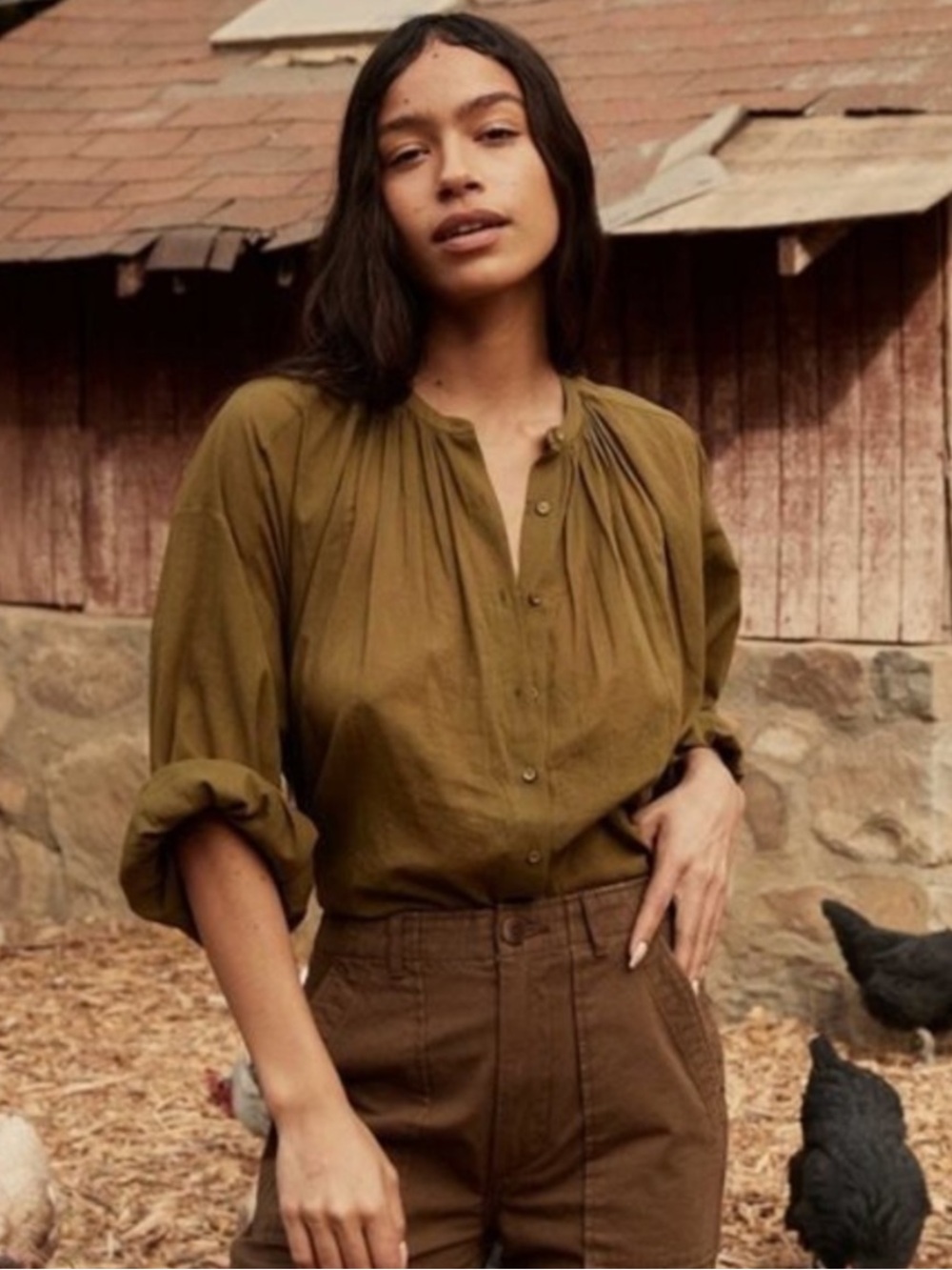 Doen Jane Blouse in Olive Green - Picture 3 of 6